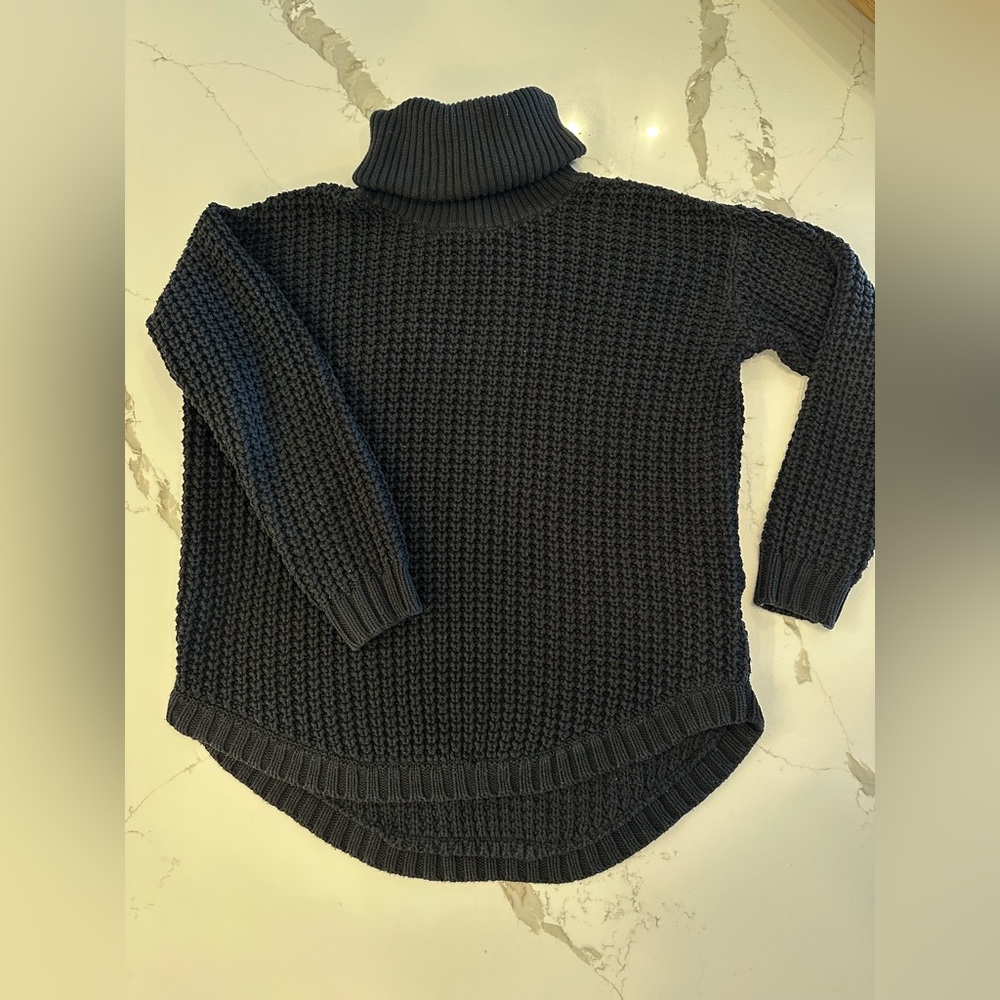 RVCA black oversized sweater